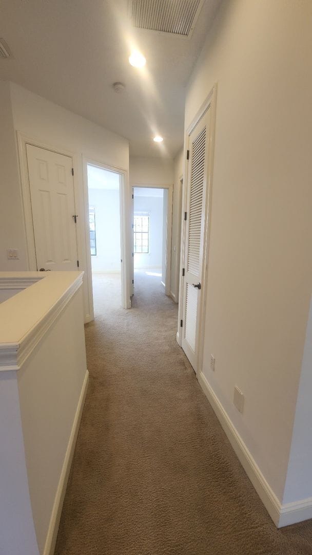 Building Photo - Absolutely Stunning 3 Bed 2.5 bath in Palencia St Johns County