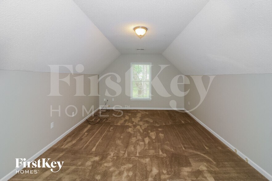 Building Photo - 5046 Sweet Cherry Cove