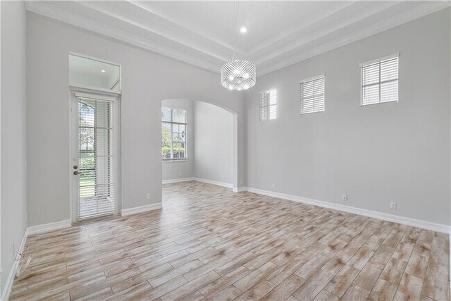 Building Photo - 10980 NW 78th Pl