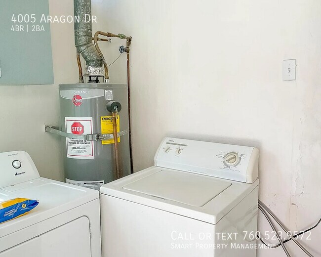 Building Photo - 4005 Aragon Dr