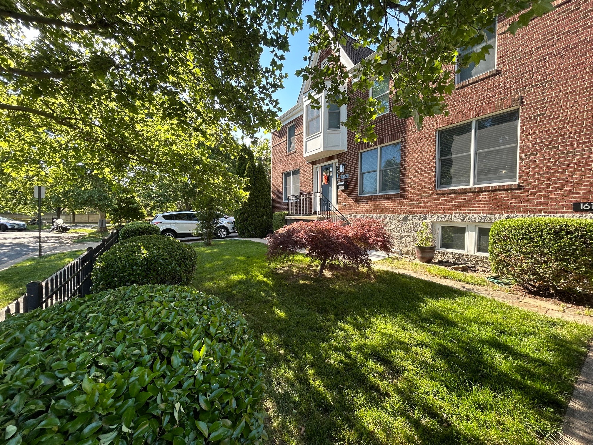 front yard - 1615 Princess Street