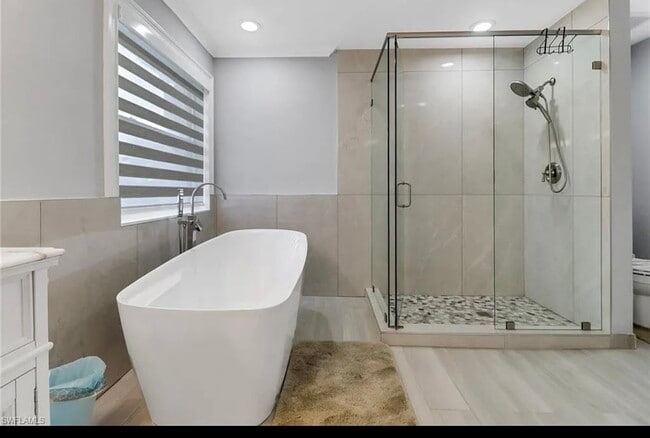 Building Photo - 7127 Mill Pond Cir