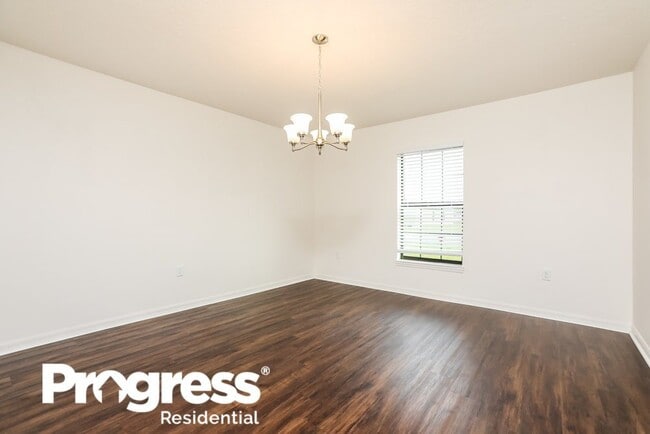 Building Photo - 2404 Bexley Dr