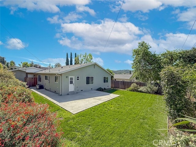 Building Photo - 51 Quinta Vista Dr