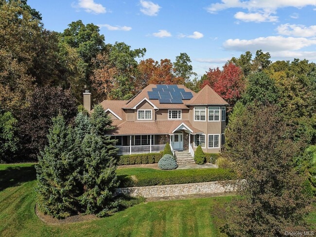 Building Photo - 24 Charnwood Dr