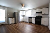 Building Photo - 709 Coulter St