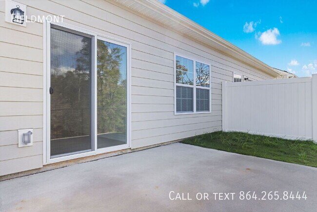 Building Photo - 211 Backstay Ln