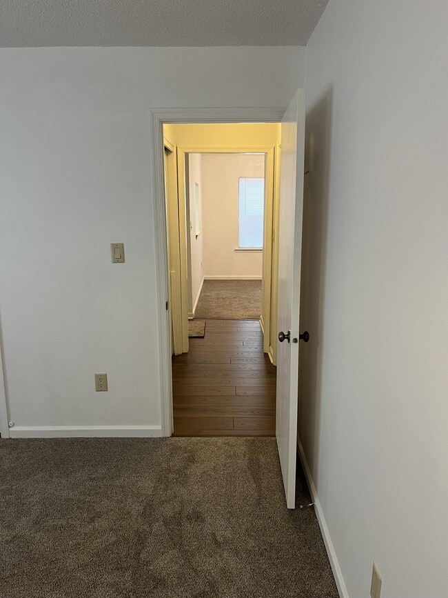 Building Photo - 6530 Laguna Point