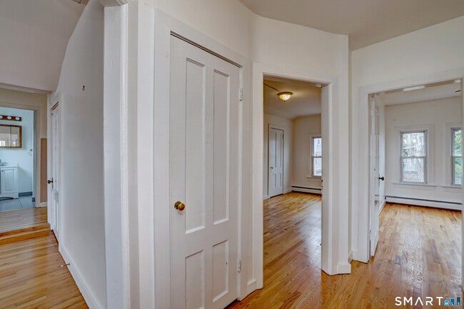 Building Photo - 83 Hawley Ave