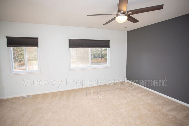 Building Photo - 1145 Golden Pond Ct