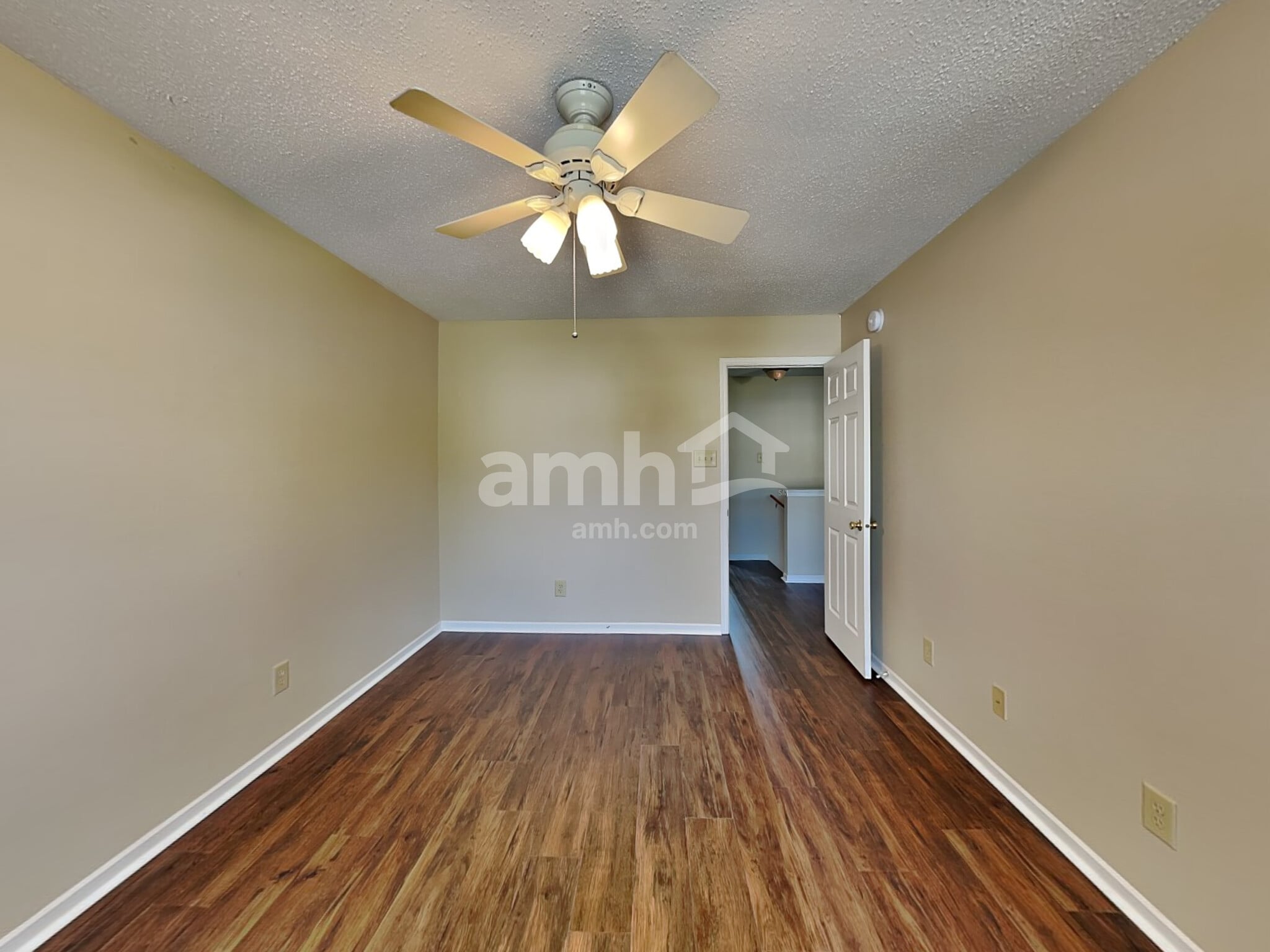 Building Photo - 5537 Floating Leaf Dr