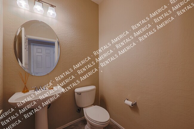 Building Photo - 39821 N Thunder Hills Ln