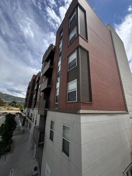 The Draw Sugar House - The Draw at Sugar House Apartments
