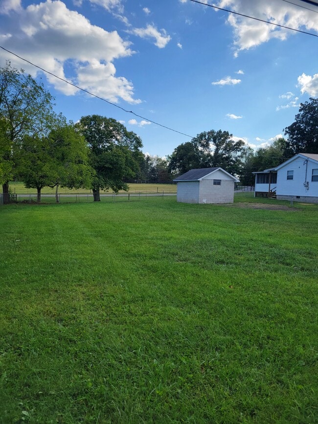 Building Photo - 566 Turkey Oak Rd