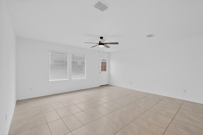 Building Photo - Modern 3-Bedroom Corner Lot Home with Fenced Yard in Forney – Built in 2023