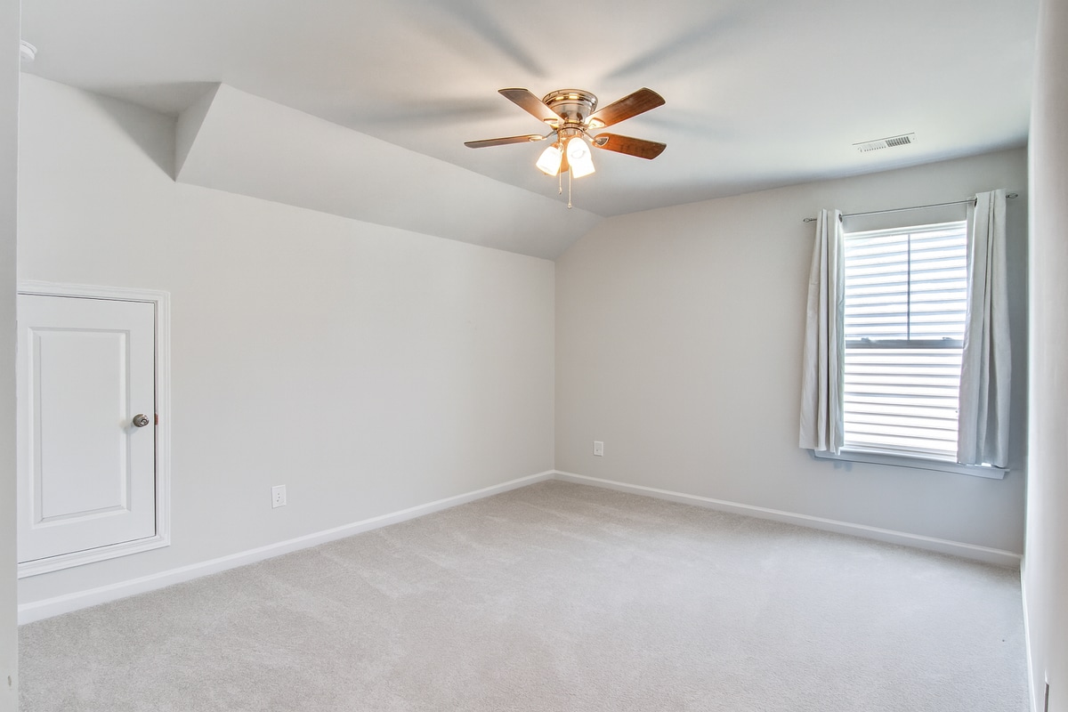 Building Photo - 423 Squire Pope Rd