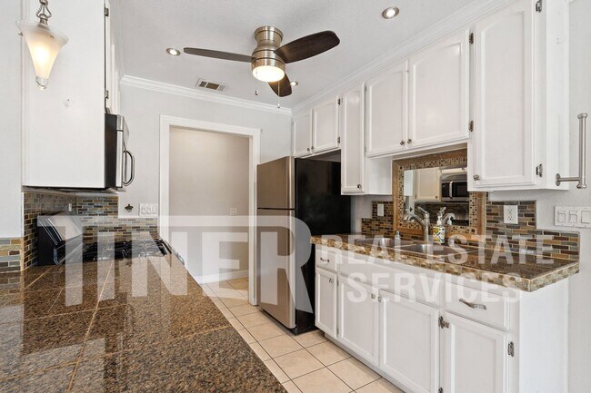 Building Photo - 5021 Priscilla Ln