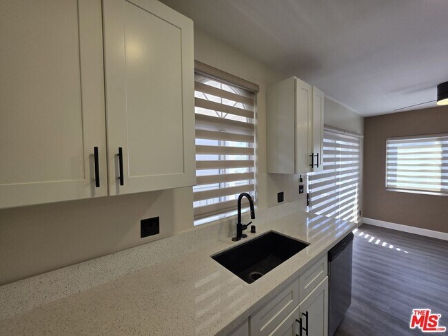 Building Photo - 2228 20th St