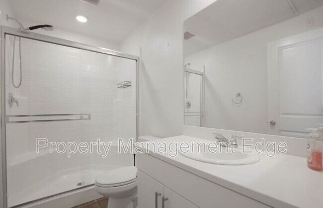 Building Photo - 30183 Sunset Pier Dr