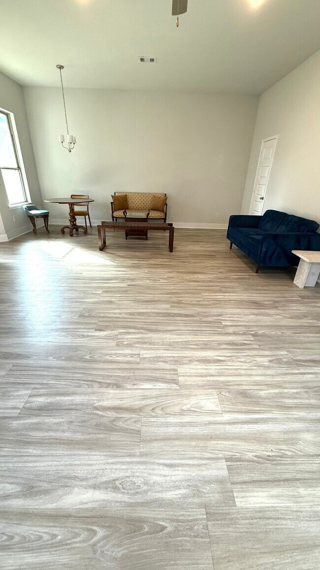 Building Photo - 4001 Cusco Ln