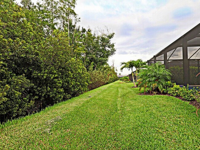 Building Photo - 7652 Cypress Walk Dr