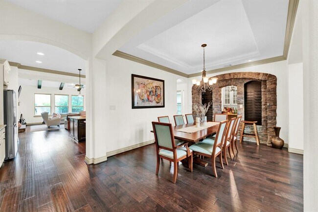 Building Photo - 26006 Carolina Cherry Ct