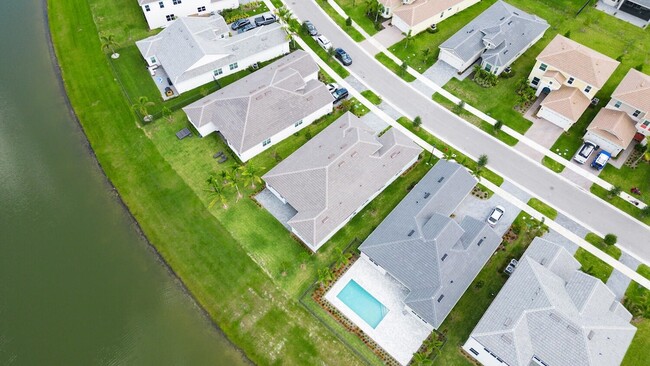 Building Photo - 5579 Liberty Ln