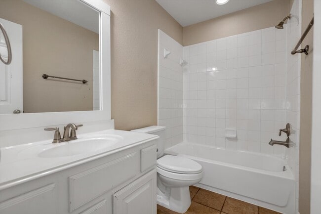 Building Photo - 14307 Andrews Ridge Ln