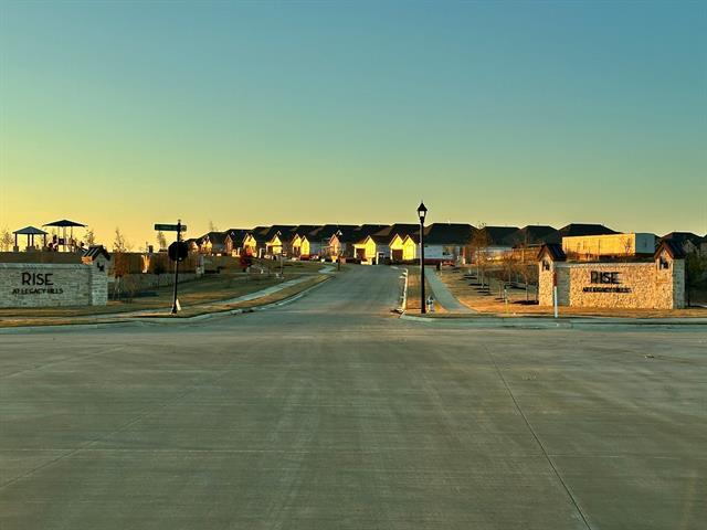 Building Photo - 2412 Conroe Rd