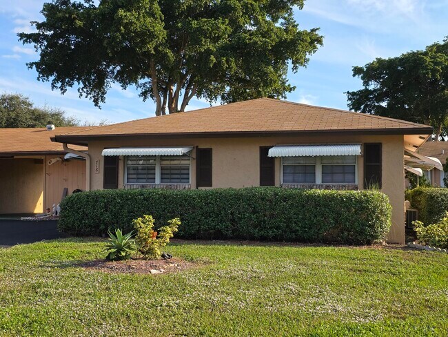Building Photo - 718 Whippoorwill Ln