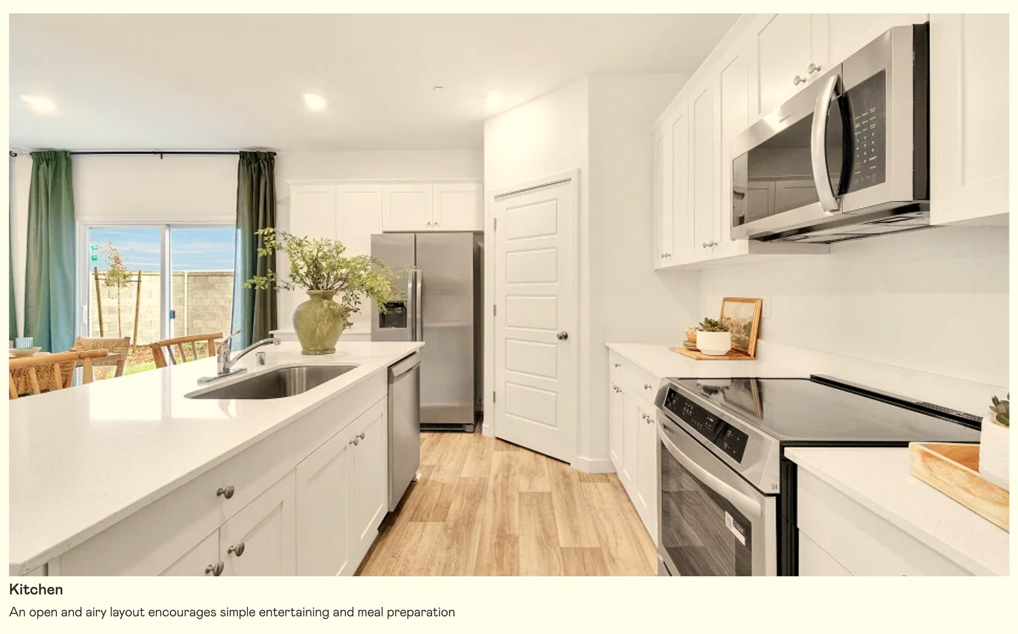 Building Photo - 4457 Buckingham Ave