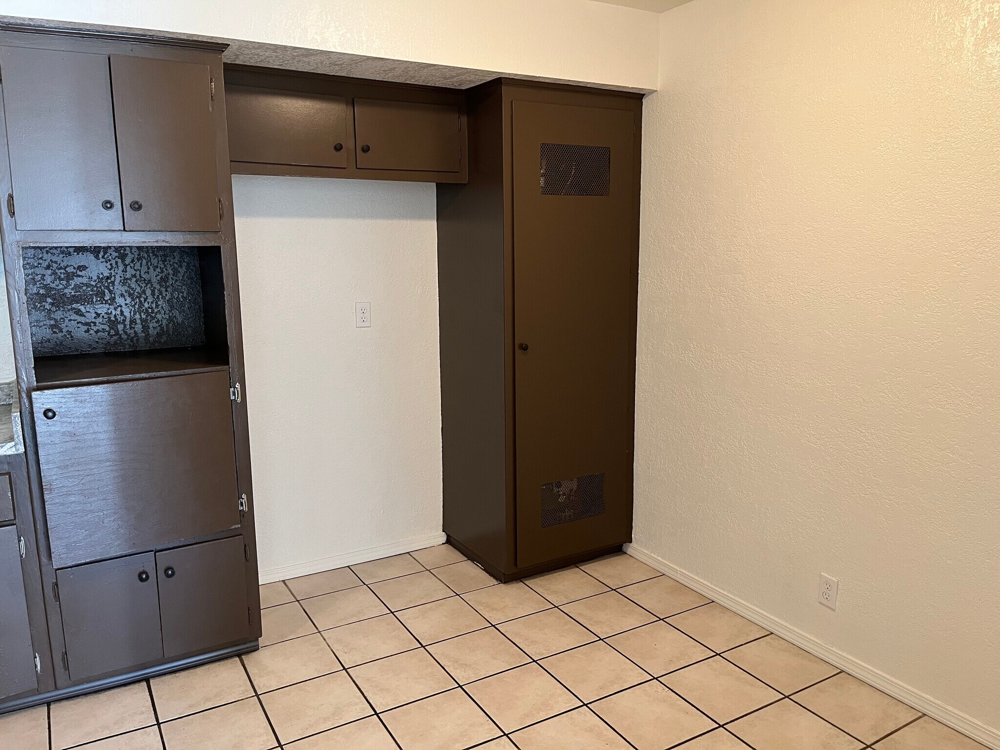 Building Photo - 1028 Post St