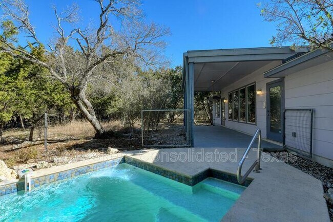 Building Photo - 994 Windmill Ranch Rd