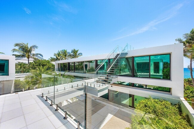 Building Photo - 6273 N Ocean Blvd