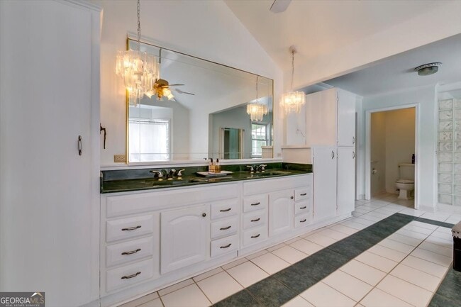 Building Photo - 193 S Kite Lake Rd