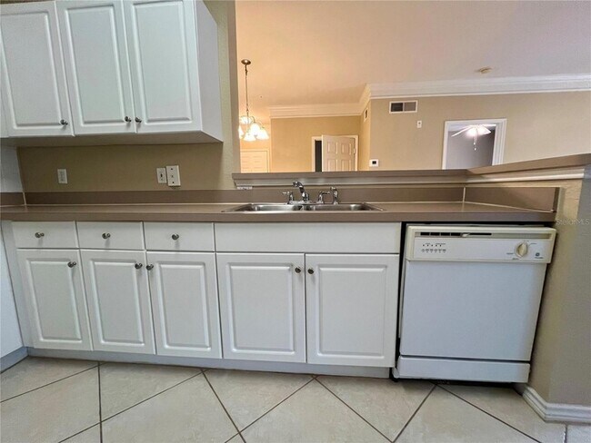 Building Photo - 4333 Bayside Village Dr