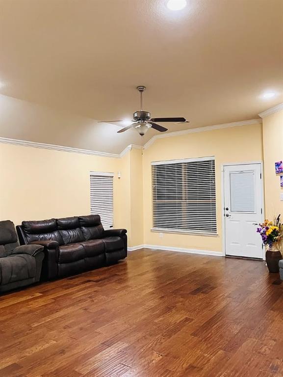 Building Photo - 711 Edwards Walk Dr