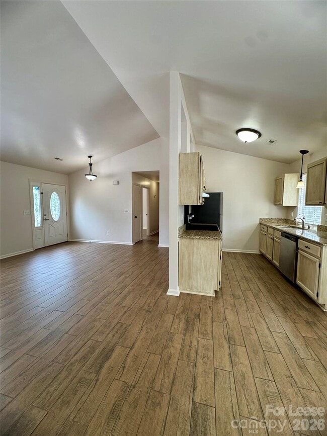 Building Photo - 3407 Braewick Pl