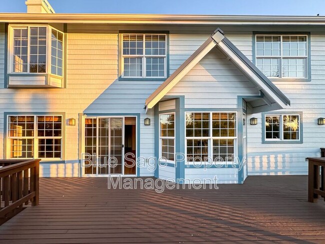 Building Photo - 200 Osprey Glen Rd