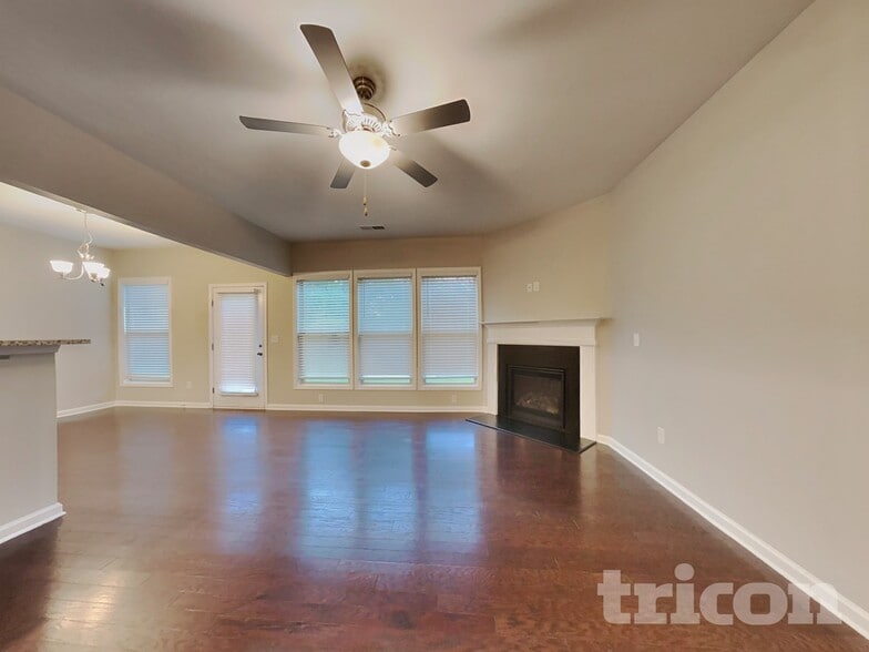 Building Photo - 3440 Baylor Cir