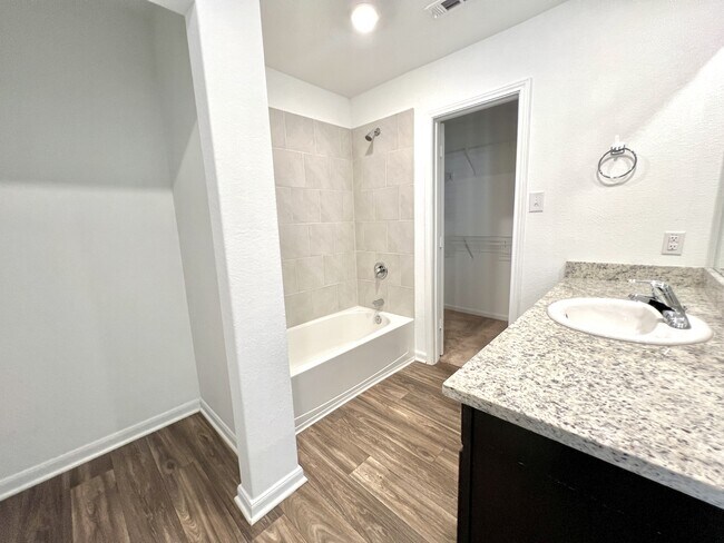 Building Photo - 4130 Trail de Paris