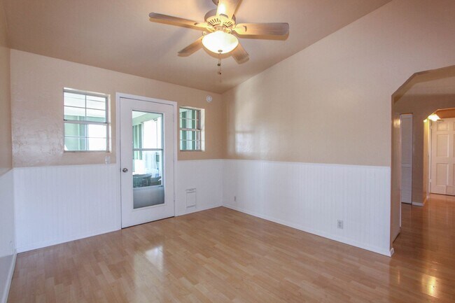 Building Photo - Large 2 story Home in Prescott Valley