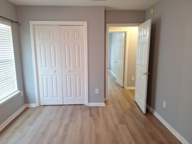 Building Photo - Single Family home in St. Johns