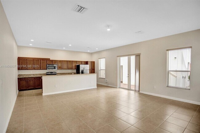 Building Photo - 9500 SW 167th Ave