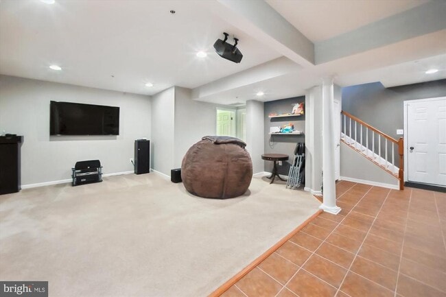 Building Photo - 944 Hall Station Dr