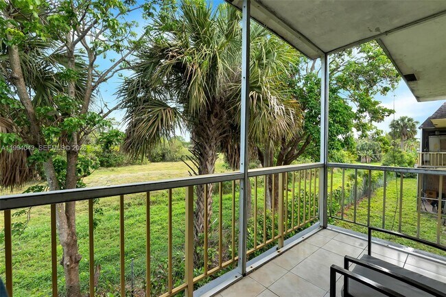 Building Photo - 1001 NW 45th St