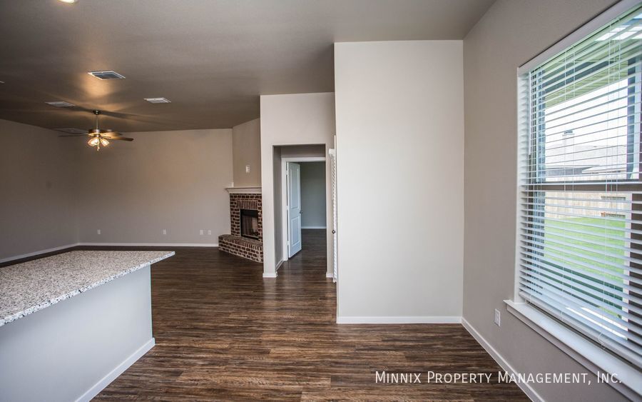 Building Photo - 2103 Kirksey Ave