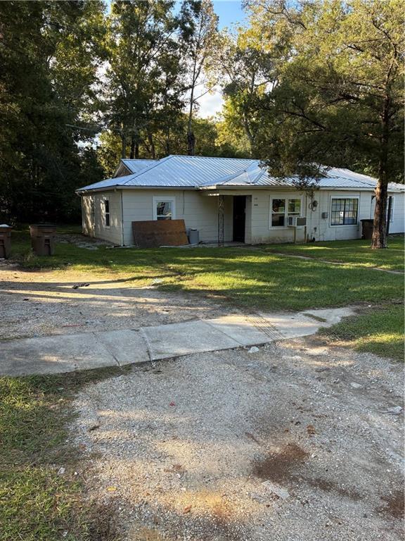 Primary Photo - 2105 Steiner St