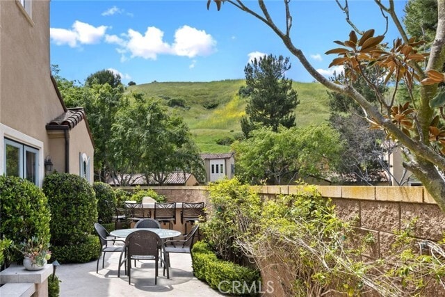 Building Photo - 61 Shade Tree