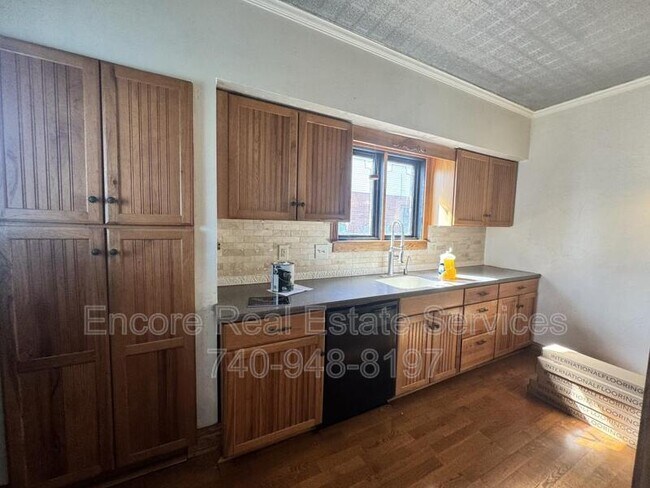 Building Photo - 486 Hudson Ave